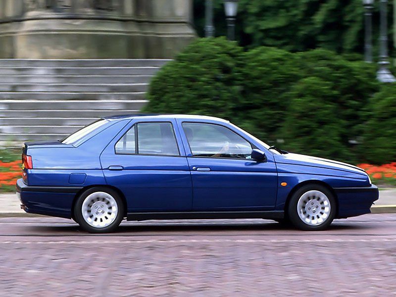 Alfa Romeo 155