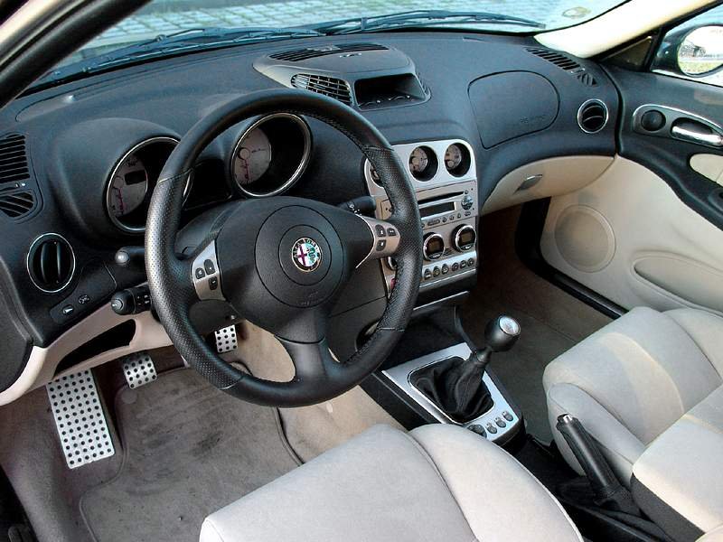 Alfa Romeo 156