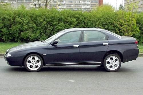 Alfa Romeo 166