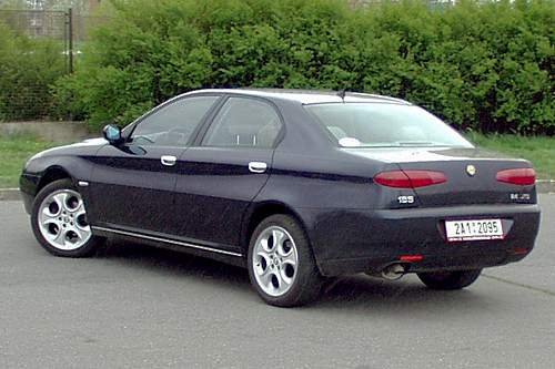 Alfa Romeo 166