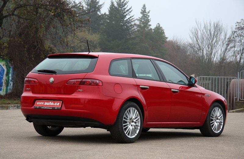 Alfa Romeo 159