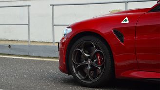 Alfa Romeo Giulia Alfa Romeo Giulia