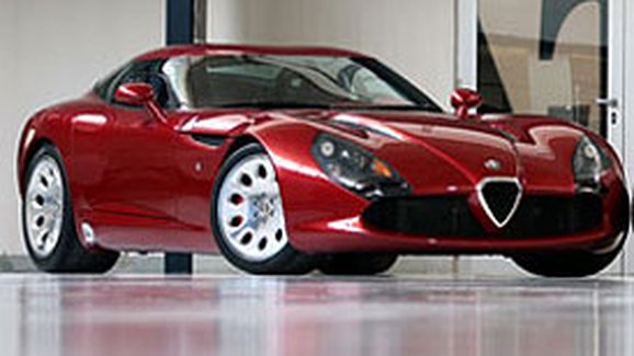 Zagato TZ3 Stradale: Alfa Romeo z Dodge Viper ACR