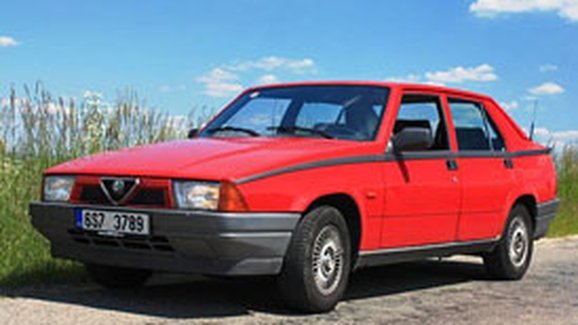 Legendy na Moje.auto.cz: Alfa Romeo 75