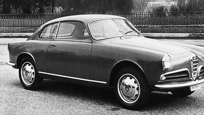 Alfa Romeo Giulietta - Padesátiny krásné Julinky Alfa Romeo Giulietta - Padesátiny krásné Julinky