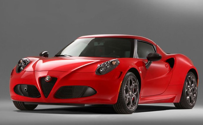 Alfa Romeo 4C: Pro Ameriku bude o metrák těžší