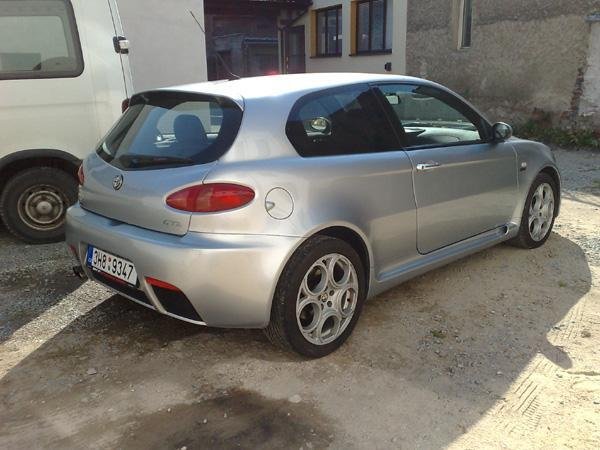 Alfa Romeo 147