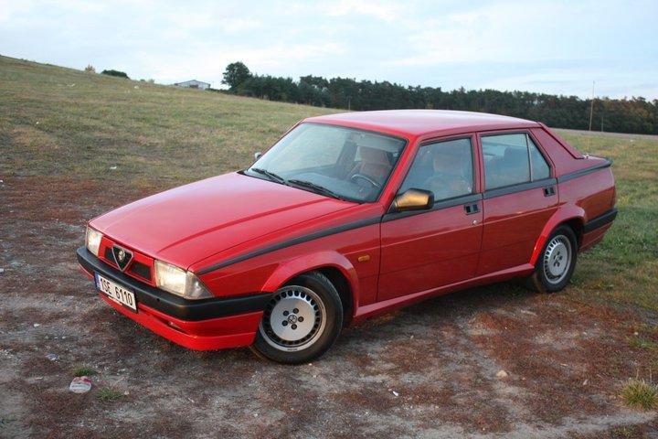 Alfa Romeo 75