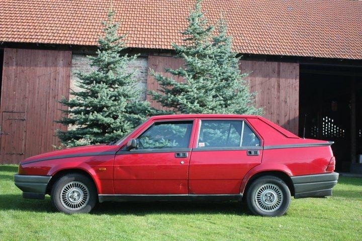 Alfa Romeo 75