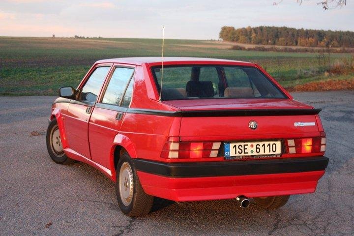 Alfa Romeo 75