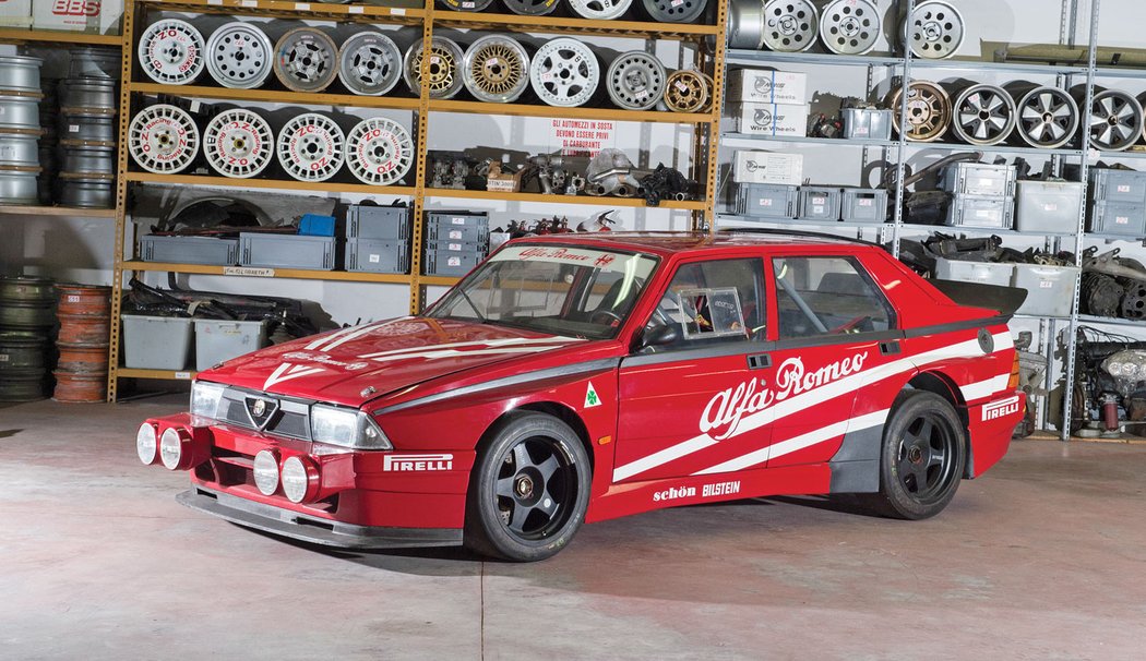 Alfa Romeo 75