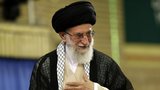 „Je to velký Satan,“ kritizuje USA íránský duchovní vůdce