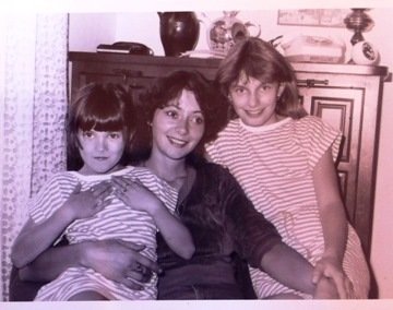 Alice s maminkou a sestrou