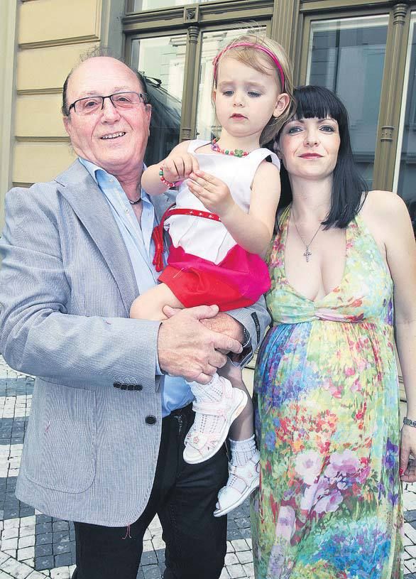 Petr Janda s manželkou Alicí a dcerou Anežkou