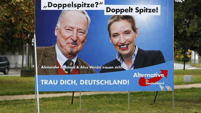 Dvojice volebních lídrů AfD Weidelová a Gauland