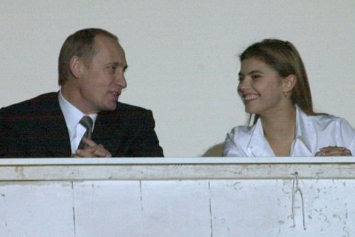 Vladimir Putin s gymnastkou Alinou Kabajevovou, 2005.
