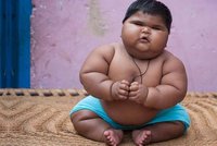 Otesánek z Indie: Holčička váží v deseti měsících 20 kilo!