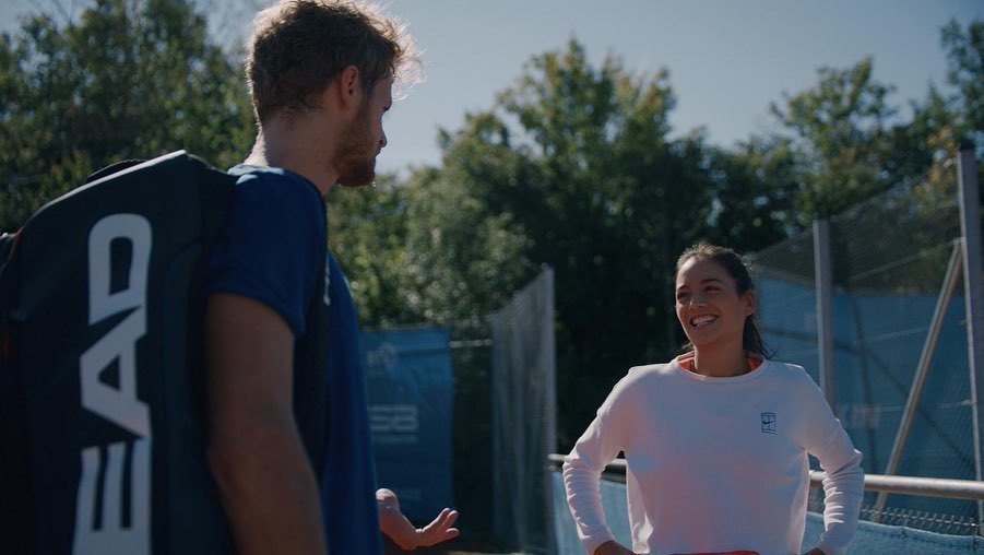 Nový přírůstek do studia Eurosportu, Alizé Limová (31).