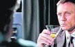 Bond: James Bond bez Martini, jako by nebyl! Na snímku agent 007 v podání Daniela Craiga.