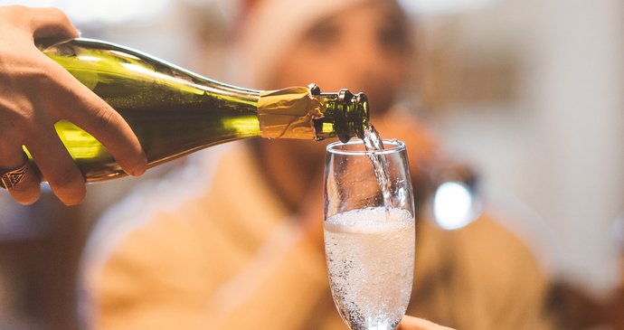 Pijete skutečně prosecco? Inspekce varuje před podvodníky! Jak vybírat?