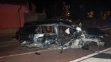 Mladý a opilý: Řidič v Plané nad Lužnicí přerazil sloup a motor nechal 200 metrů za sebou