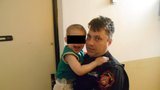 Po paneláku v Ústí bloudilo řvoucí dítě: Rodiče spali v bytě opilí