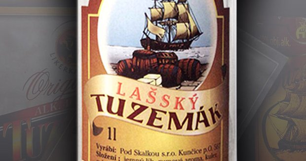 Z Lašského rumu vyrobil doma muž pět desítek litrů smrtelně nebezpečné griotky