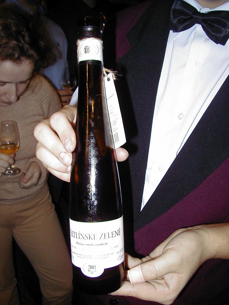 Dvoudecová lahvička slámového vína přijde na 360 korun