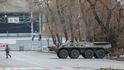 Vojáci Hlídkují v ulicích Almaty