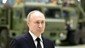 Vladimir Putin na inspekci závodu Obuchovskij z koncernu letecké obrany Almaz-Antej (18. 1. 2023). Vladimir Putin na inspekci závodu Obuchovskij z koncernu letecké obrany Almaz-Antej (18. 1. 2023).