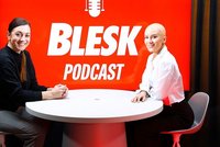 Přišla o vlasy, obočí i řasy. Bára je přesvědčená, že za její alopecií stojí silikonová prsa