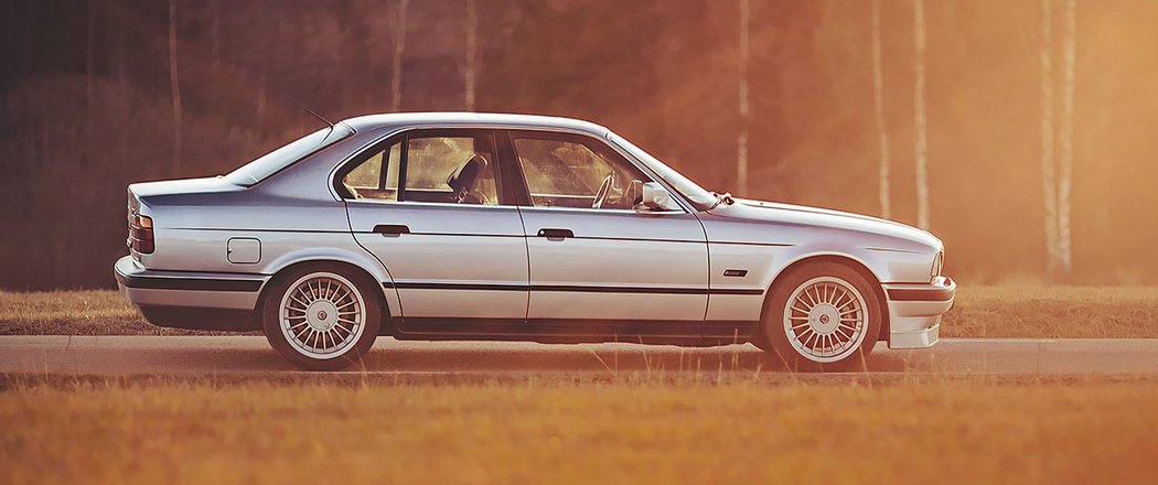 Alpina B10 Bi-Turbo (1989)