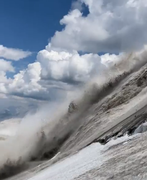 Utržený ledovec v italských Alpách