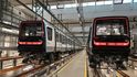 O zakázku DPP na nové plně automatické soupravy metra bez strojvedoucích se uchází Alstom Czech Republic a konsorcium Siemens Mobility a Škoda Transportation. Na snímku jsou osmivozové plně automatické soupravy Alstom, které jezdí v Paříži od roku 2020. O zakázku DPP na nové plně automatické soupravy metra bez strojvedoucích se uchází Alstom Czech Republic a konsorcium Siemens Mobility a Škoda Transportation. Na snímku jsou osmivozové plně automatické soupravy Alstom, které jezdí v Paříži od roku 2020.