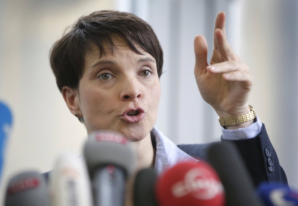 Šéfka Alternativy pro Německo Frauke Petry