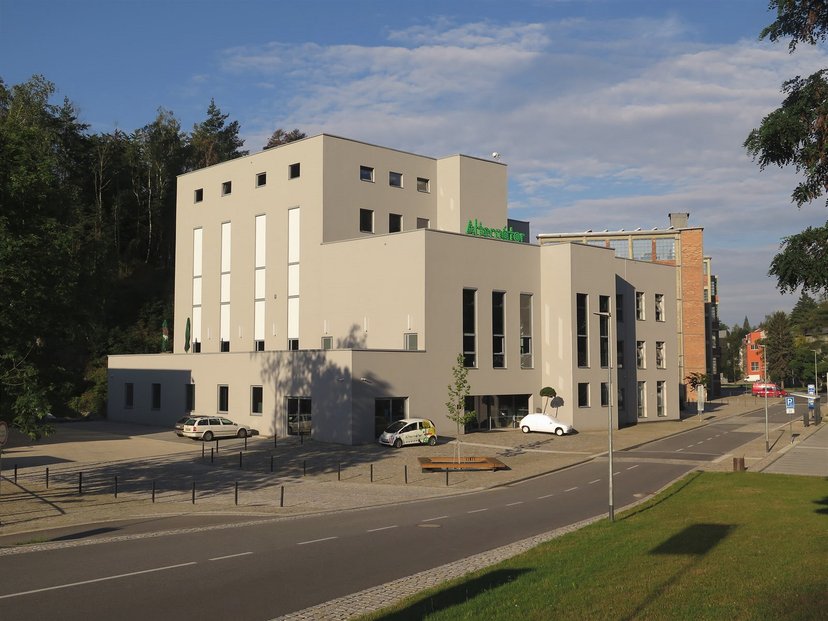Ekotechnické centrum sídlí v bývalé Baťově továrně.