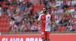 Záložník Slavie Halil Altintop v akci