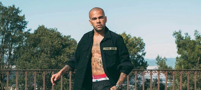 Z Daniho Alvese je pastor.