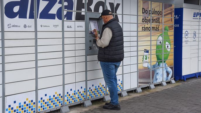 Alzabox. Alzabox.