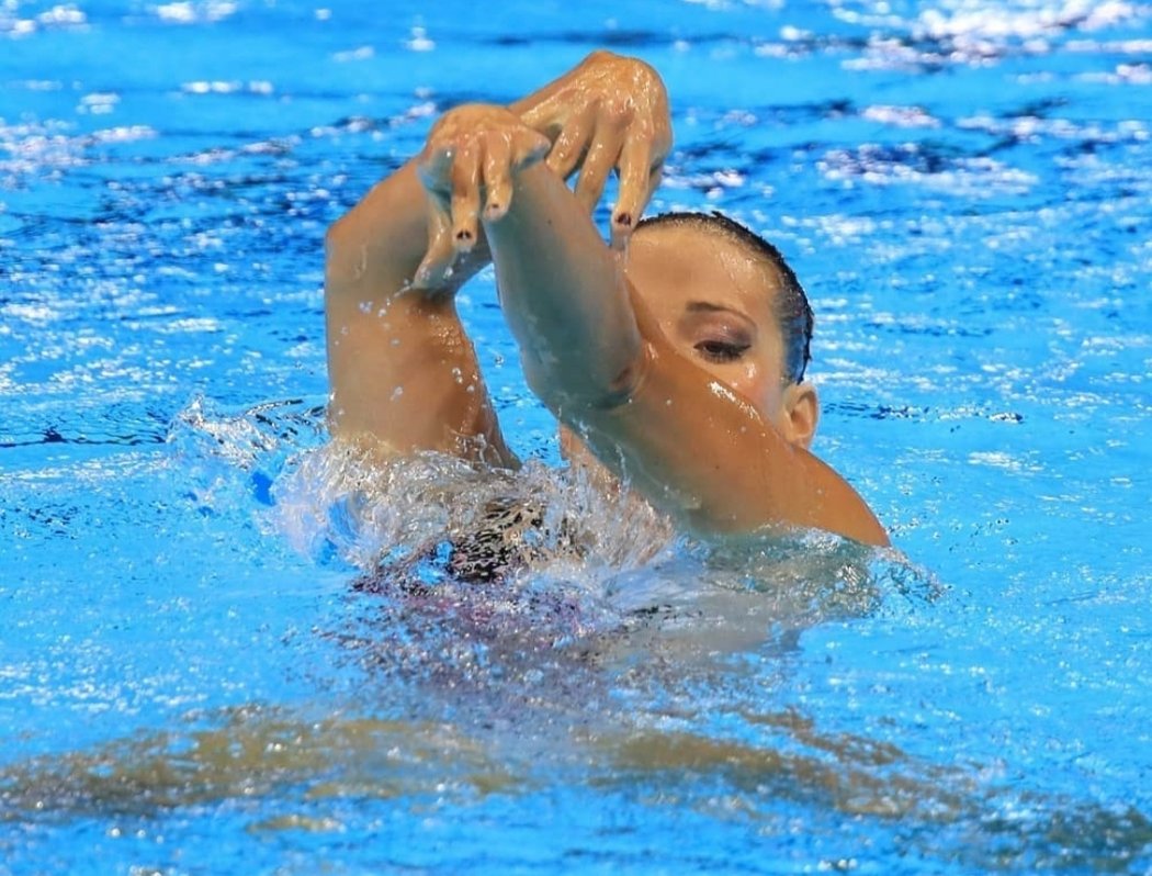 Alžběta Dufková reprezentuje Českou republiku v synchronizovaném plavání