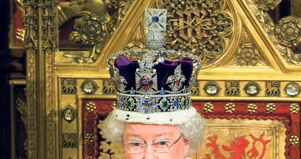 Alžběta II. vládne Británii už šedesát let
