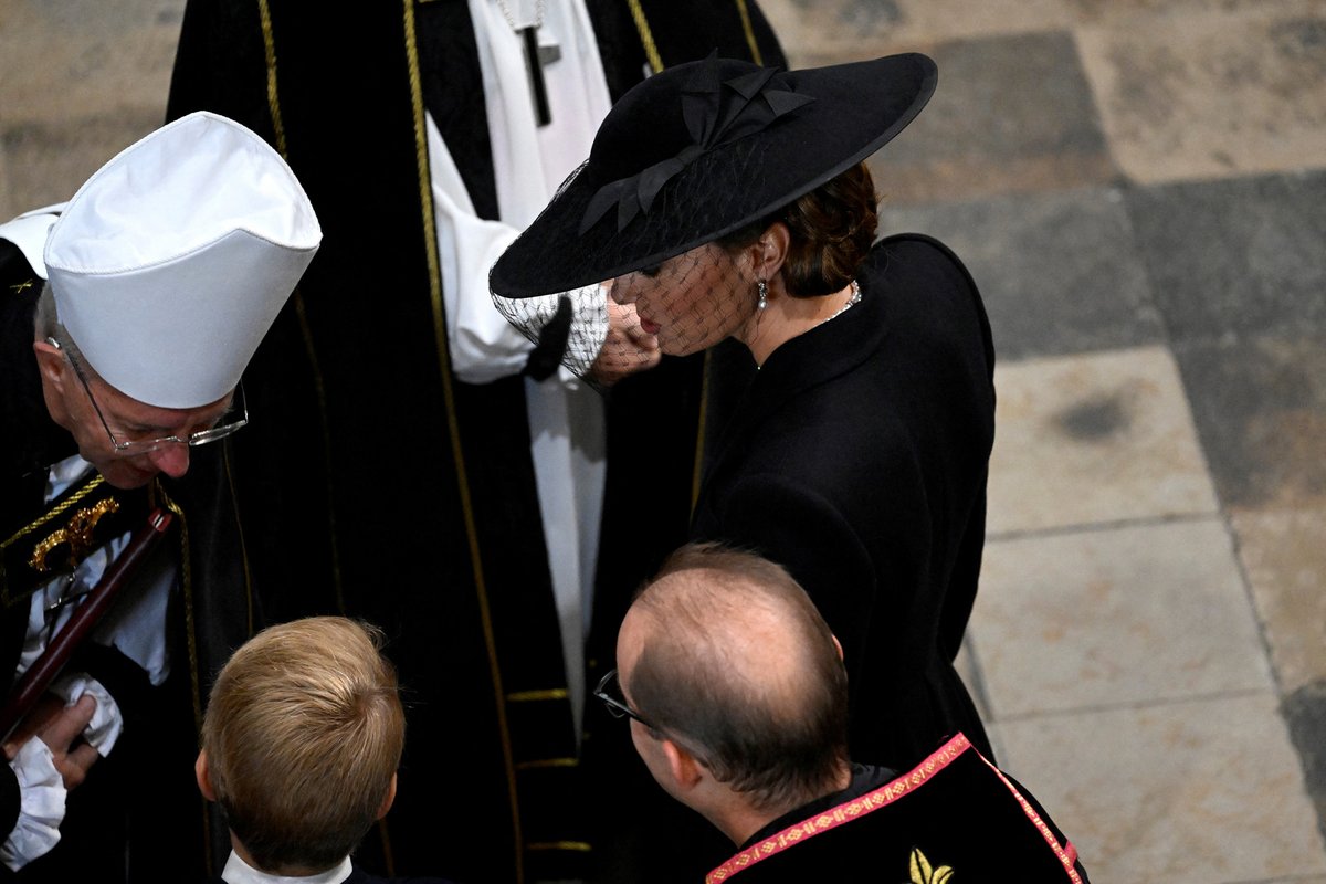Pohřeb královny Alžběty II. - Kate Middletonová