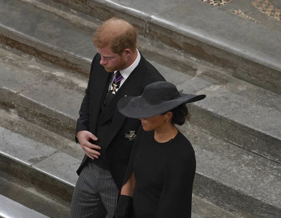 Pohřeb královny Alžběty II. - princ Harry s Meghan