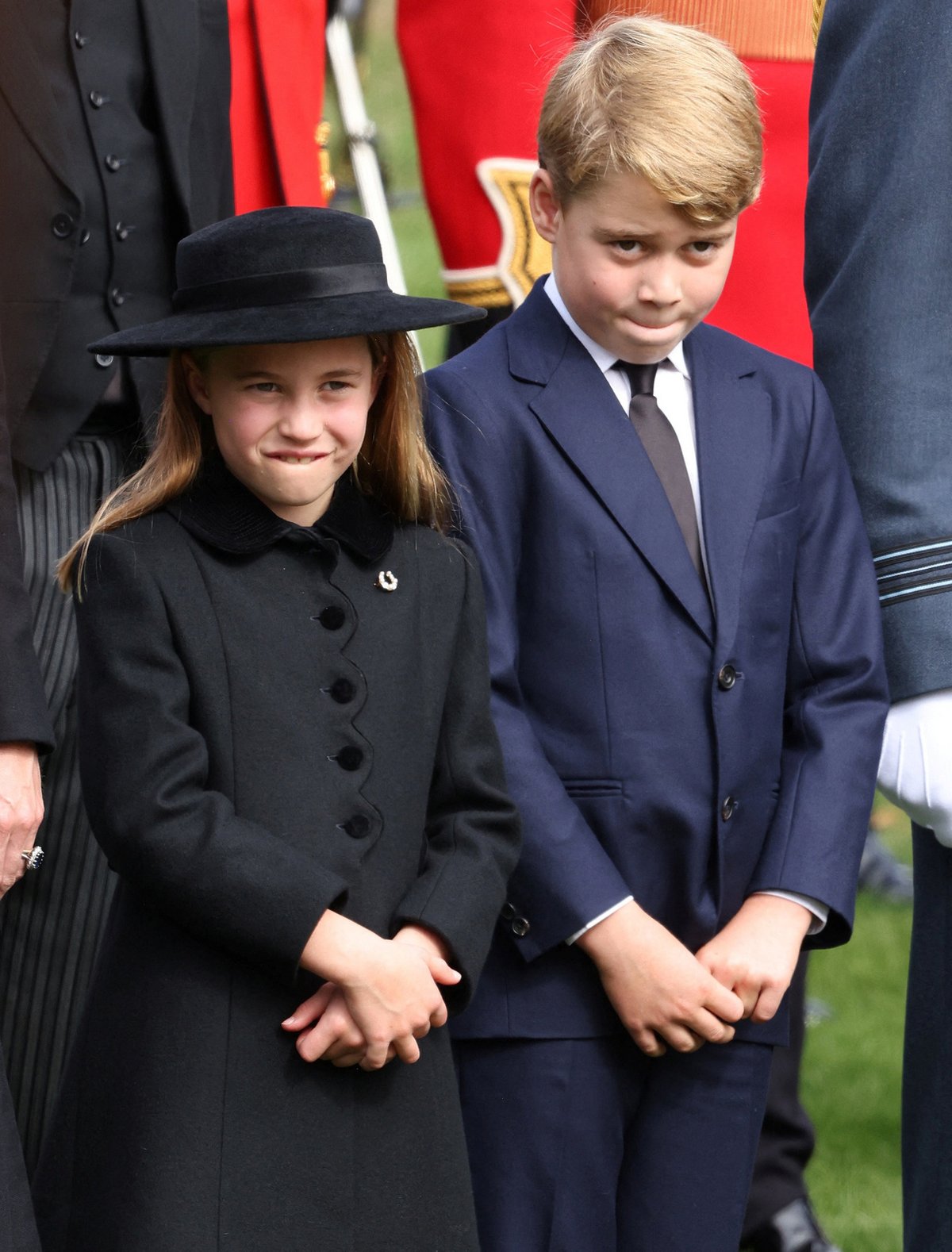 Pohřeb královny Alžběty II. - princezna Charlotte a princ George