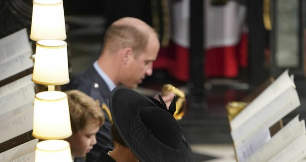 Charlotte se zadívala na prince Harryho