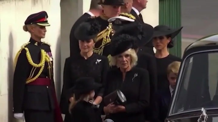 Meghan se zaculila na Charlotte