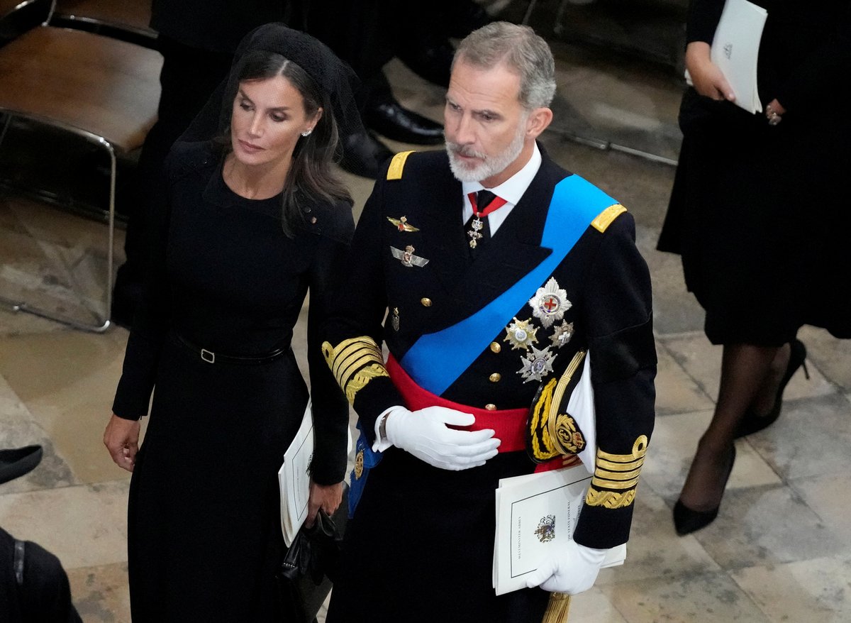 Pohřeb královny Alžběty II. - španělský král s manželkou