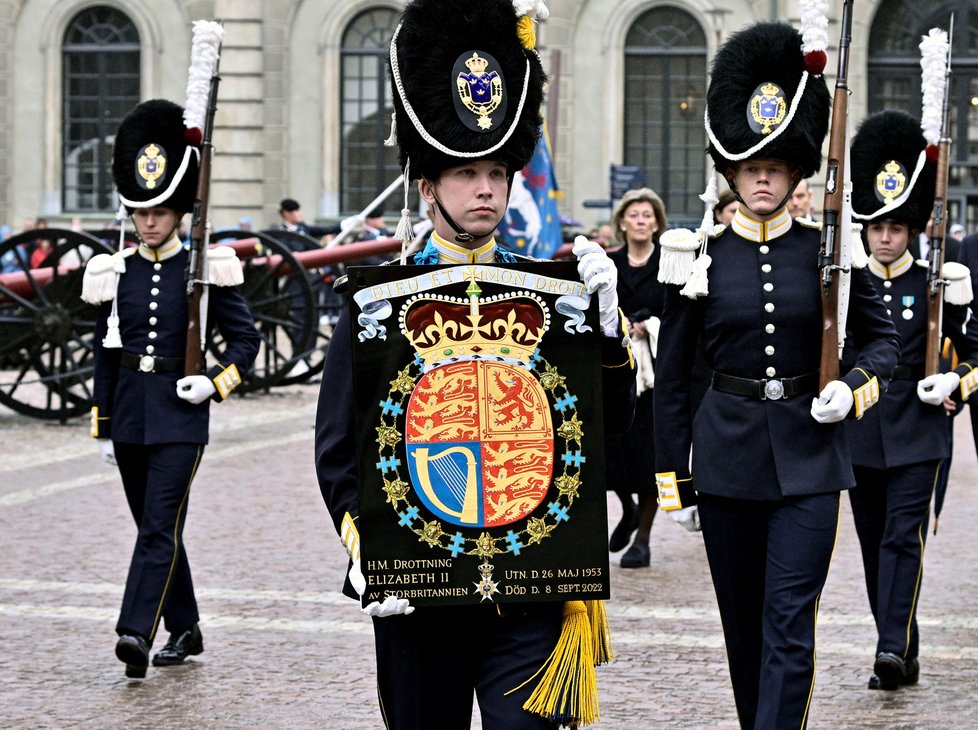Pohřeb královny Alžběty II. - královnu uctili i ve Švédsku
