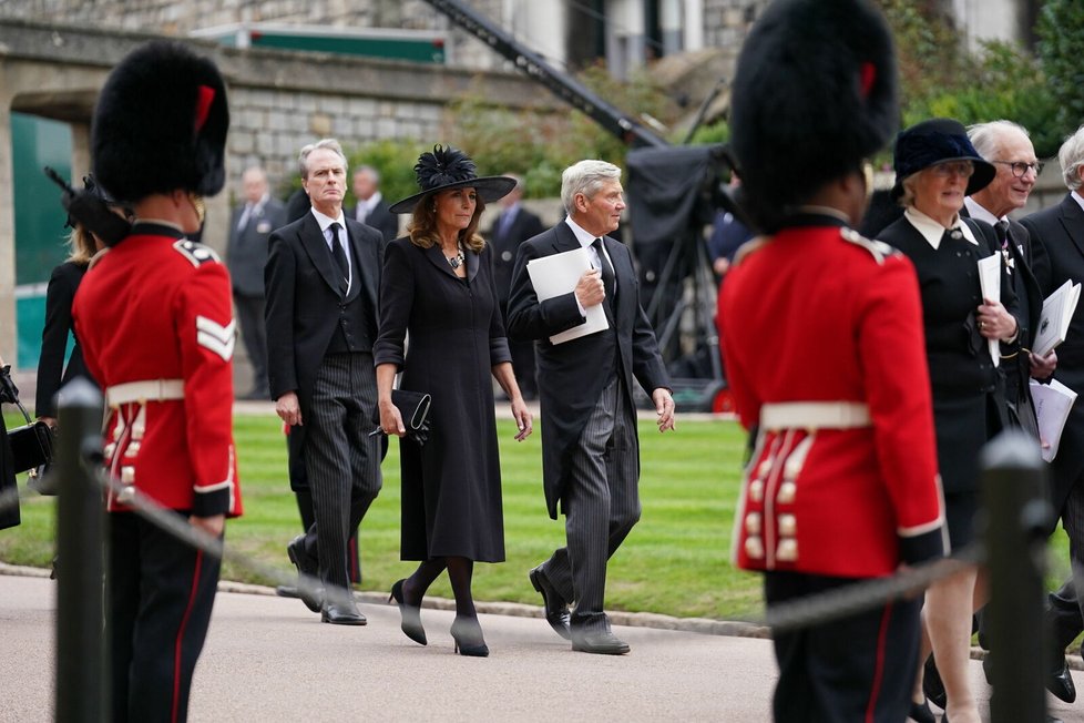 Pohřeb královny Alžběty II. - Carole a Michael Middletonovi