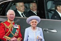 Král Karel III. a královna Camilla: První foto po smrti Alžběty II. Co je teď čeká?